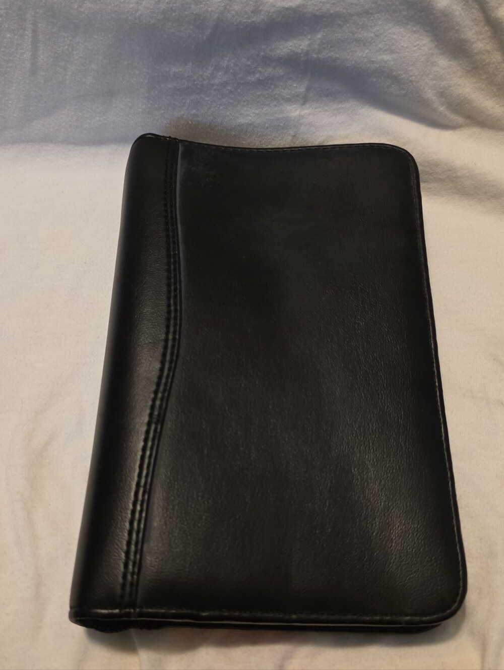 Daytimer - Black Leather Zippered Organizer Folio